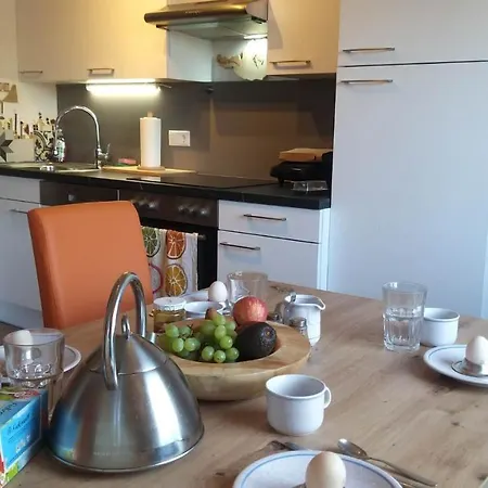 Rose Apartment